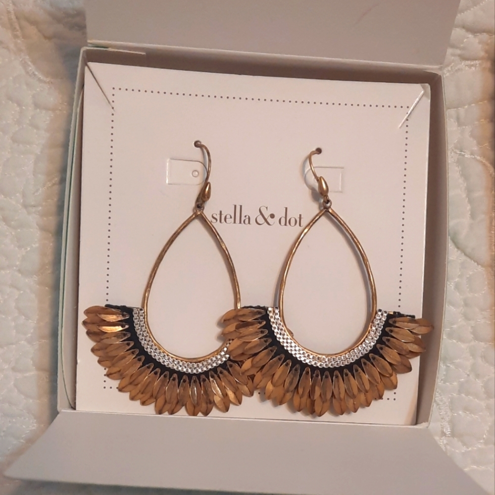 Stella & Dot Pegasus Statement Earrings
